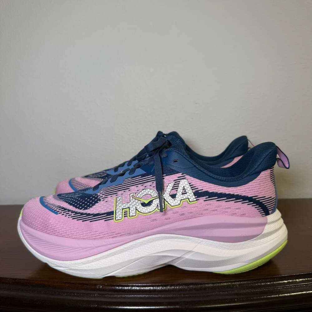 Hoka One One Skyflow Women's Size 8.5B Midnight Pink Twilight Running Shoes